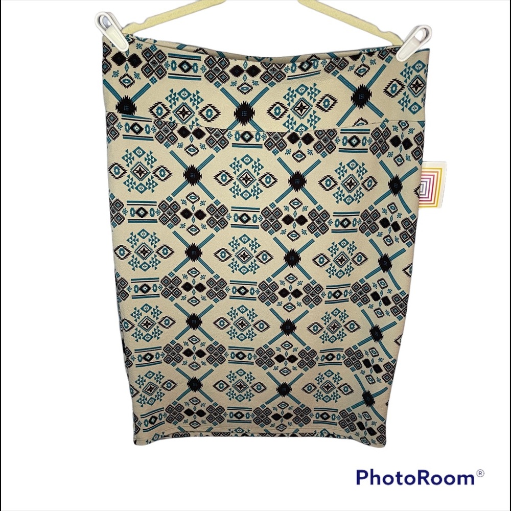2XL LuLaRoe Cassie Pencil Skirt